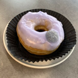 Violette Violette